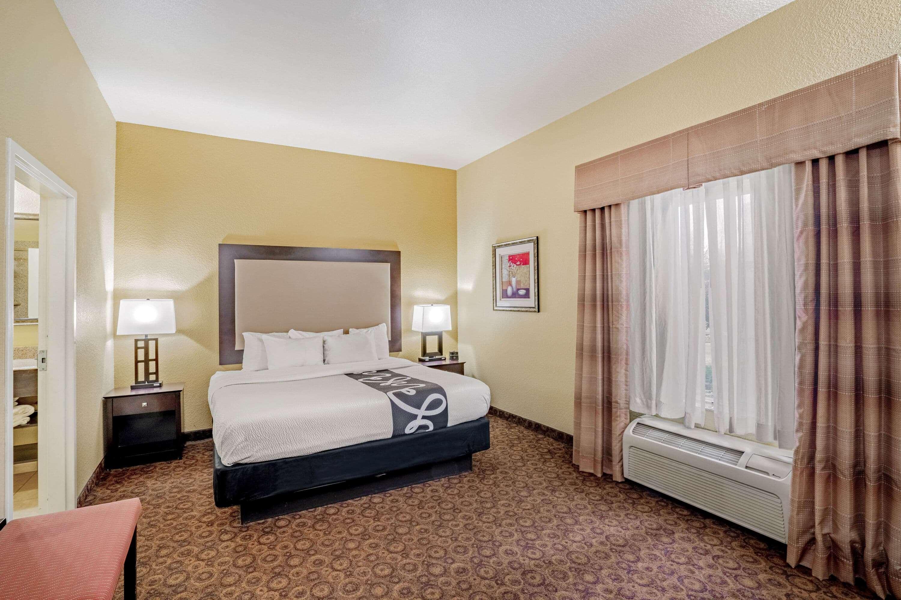 La Quinta By Wyndham Vicksburg Hotel Exterior photo