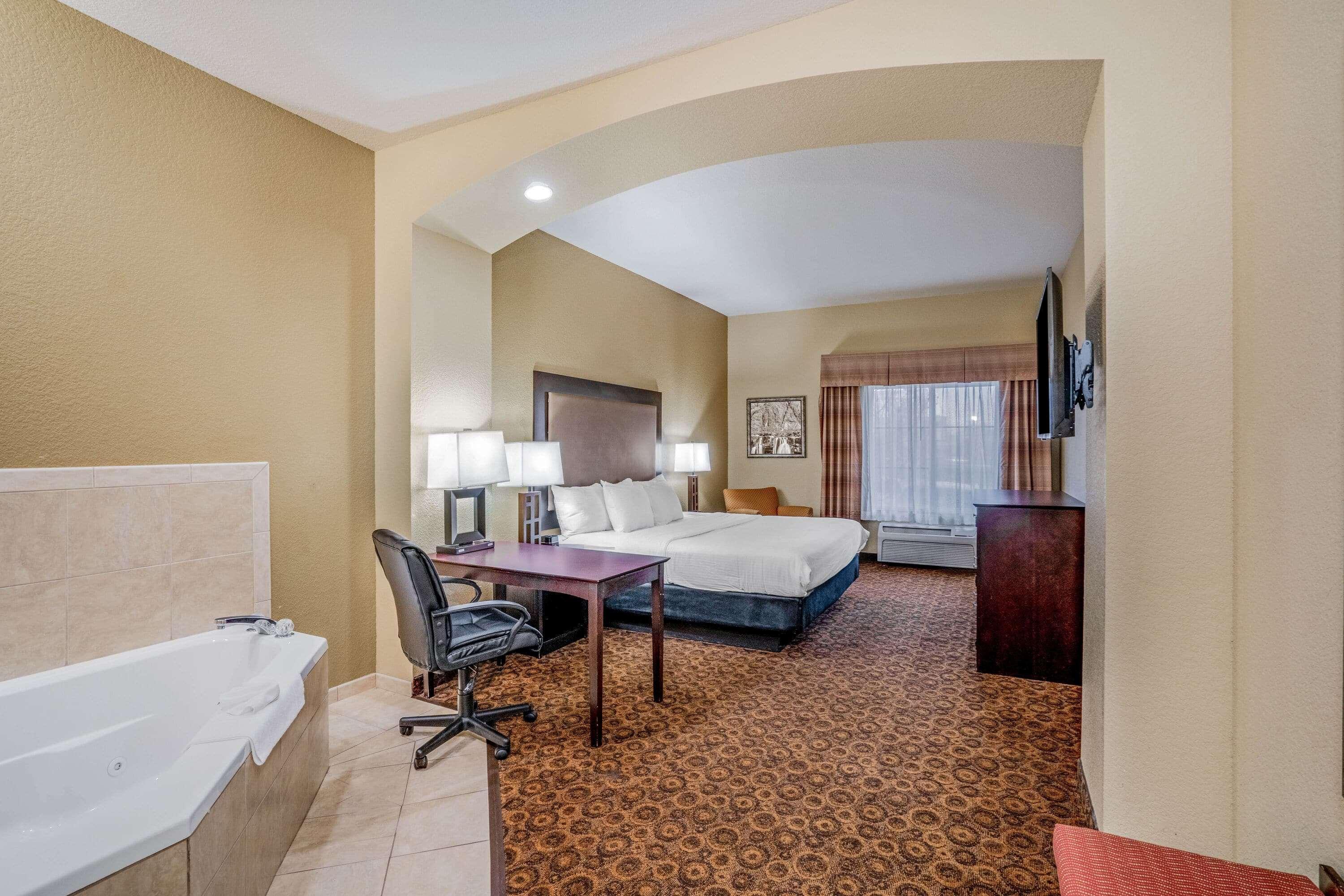 La Quinta By Wyndham Vicksburg Hotel Exterior photo