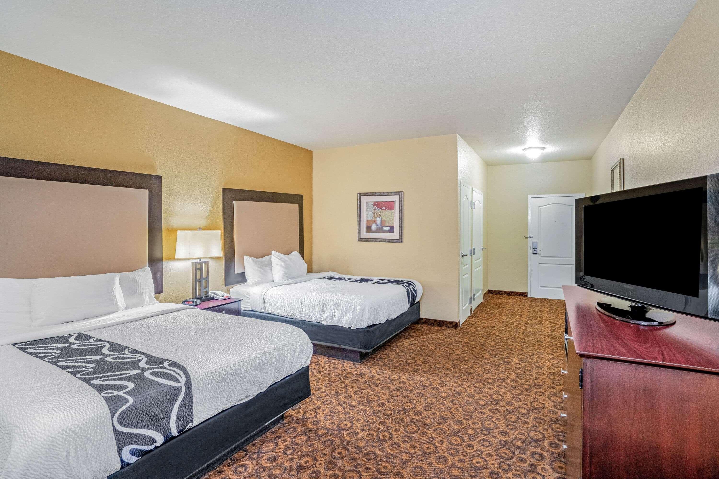 La Quinta By Wyndham Vicksburg Hotel Exterior photo